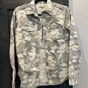 Womens Hollister Co. camo miltary jacket size xs